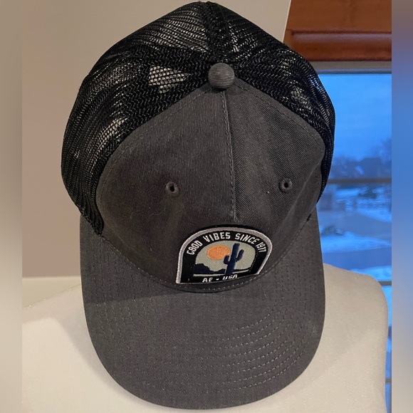 American Eagle trucker hat - Picture 3 of 5